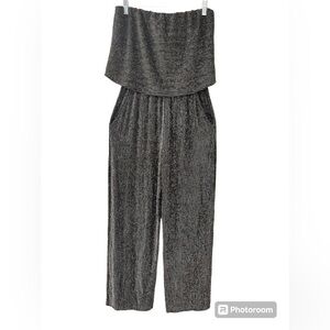 Gypsies & Moondust Women’s Black metallic silver & gold accents jumpsuit S